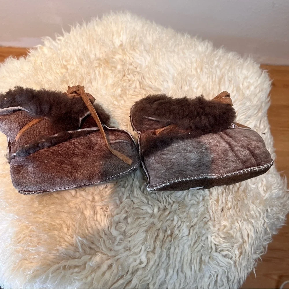 STORKENBIRK Leather Handmade Baby Booties. Shearling lined. Made in USA